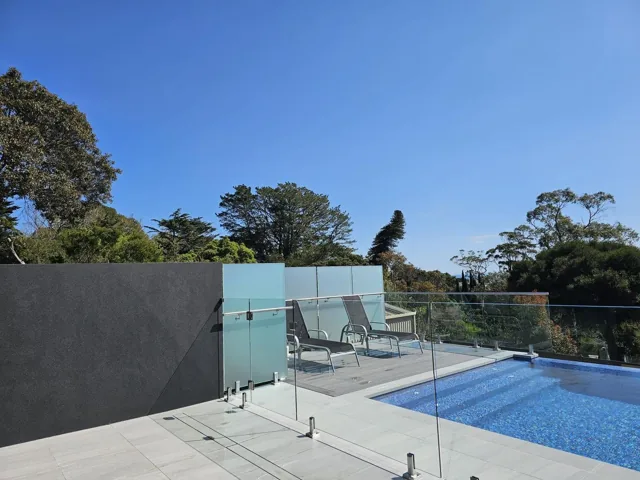 Rooftop balustrade and pool fence, Dromana