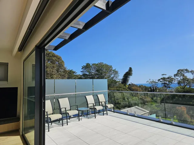 Rooftop balustrade and pool fence, Dromana